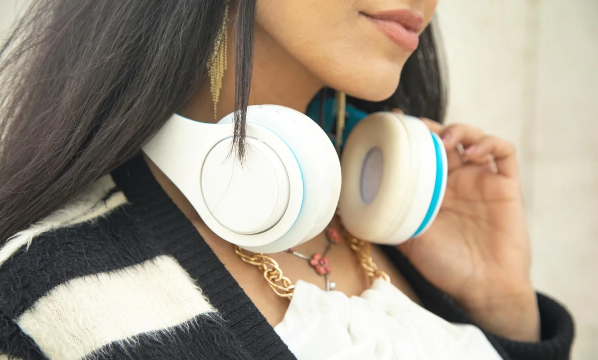 ANC headphones wholesale
