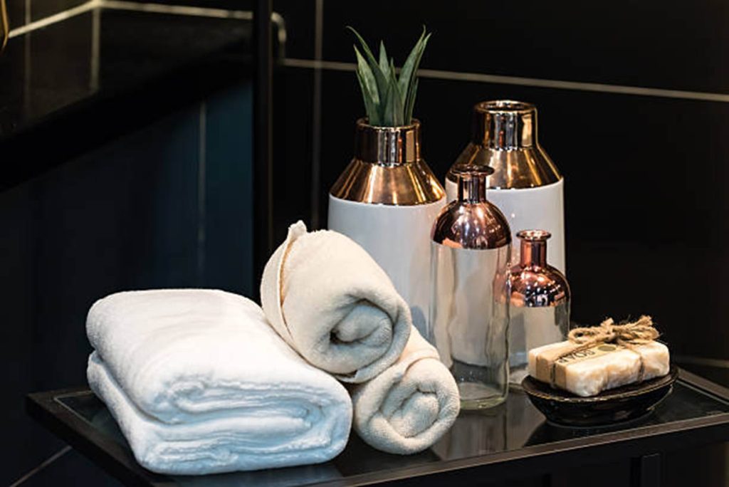 hotel bathroom amenities (ELIYA Hotel Linen)