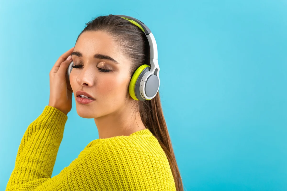 wireless headphones supplier
