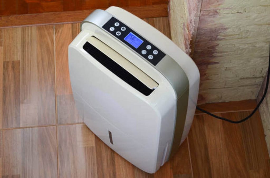dehumidifier with automatic defrost (United Star)