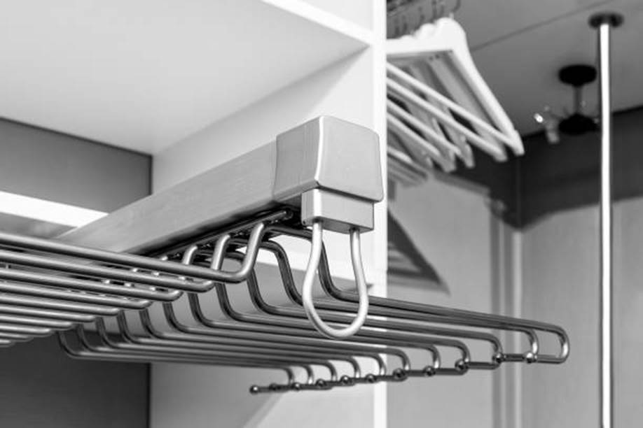winter and spring clothing trends (Jinyifang Garment Factory)
luxury automatic clothes rack (Lbest Intelligent Technology)